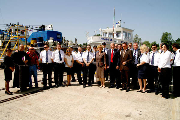 2008.05.27. - Sisak – Svečano porinuće čelične ophodne brodice za nadzor sigurnosti plovidbe na rijeci Savi